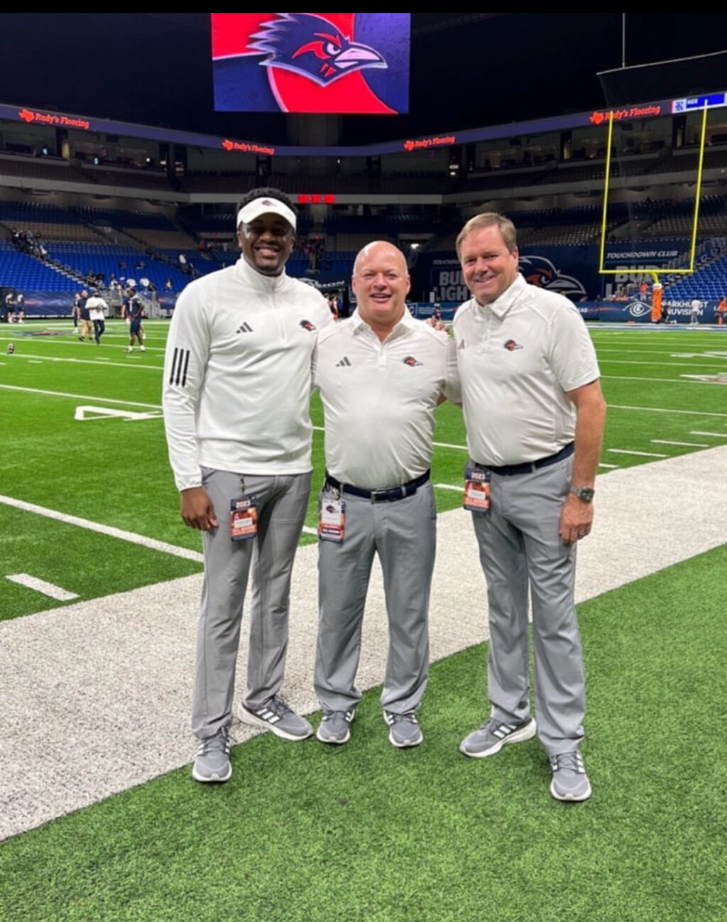 UT Health San Antonio physician helps UTSA star athlete return to the ...