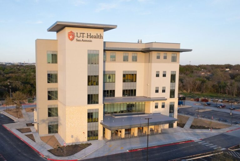 Ut Invis Newest UT Health San Antonio location opens, ready to serve growing ...